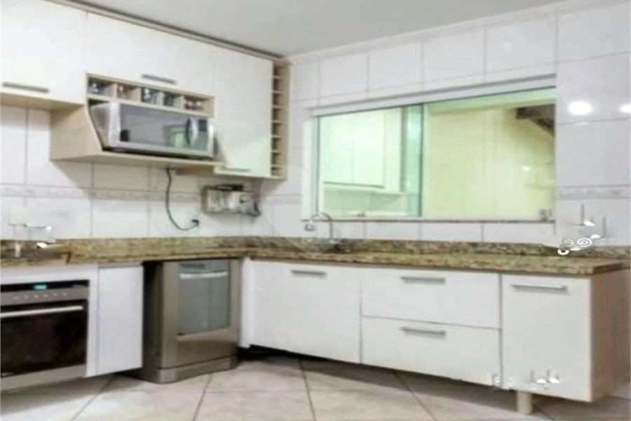 Casa à venda com 3 suítes em Chácara Mafalda, São Paulo, SP