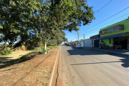 Área de terra para venda no Jardim Embaré,