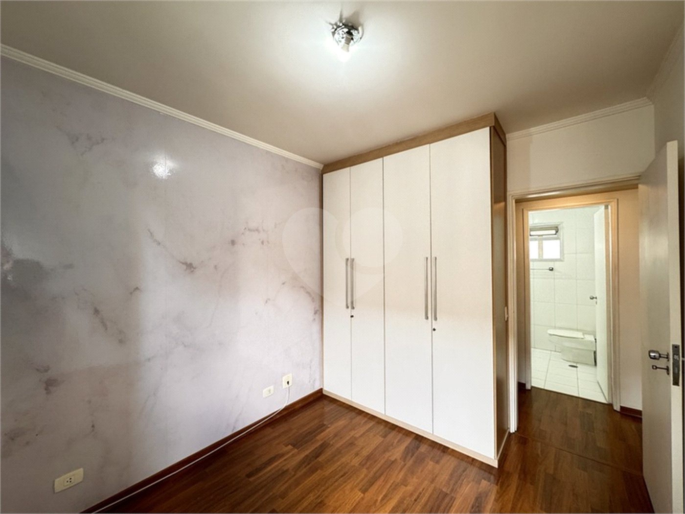 Apartamento Moema – 3 Dormitórios - Ar Condicionado - 80 mts², 2 Vagas