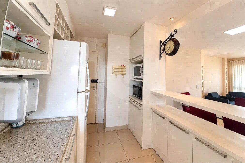 Vila Olímpia - | 128 m² | 3 Suítes | 4 Vagas - Condomínio Clube