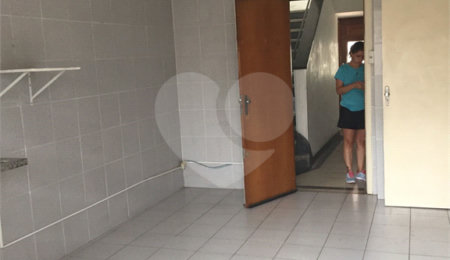 Apartamento para alugar com 2 quartos, sendo 1 suíte,  em Bosque da Saúde, São Paulo, SP