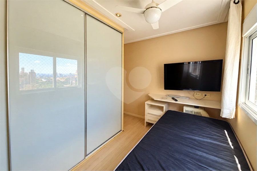 Vila Olímpia - | 128 m² | 3 Suítes | 4 Vagas - Condomínio Clube