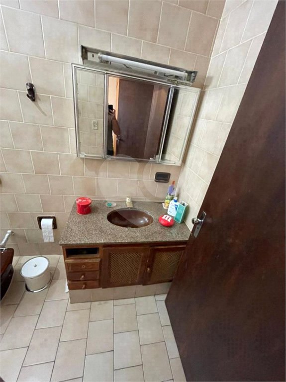 Casa térrea para venda no bairro Vila Xavier em Araraquara/SP.