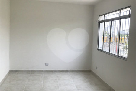 Casa com salão para Venda no Jardim Umarizal.