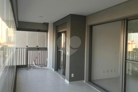 Vila Mariana - Apto 50m² com sacada 250m do metrô