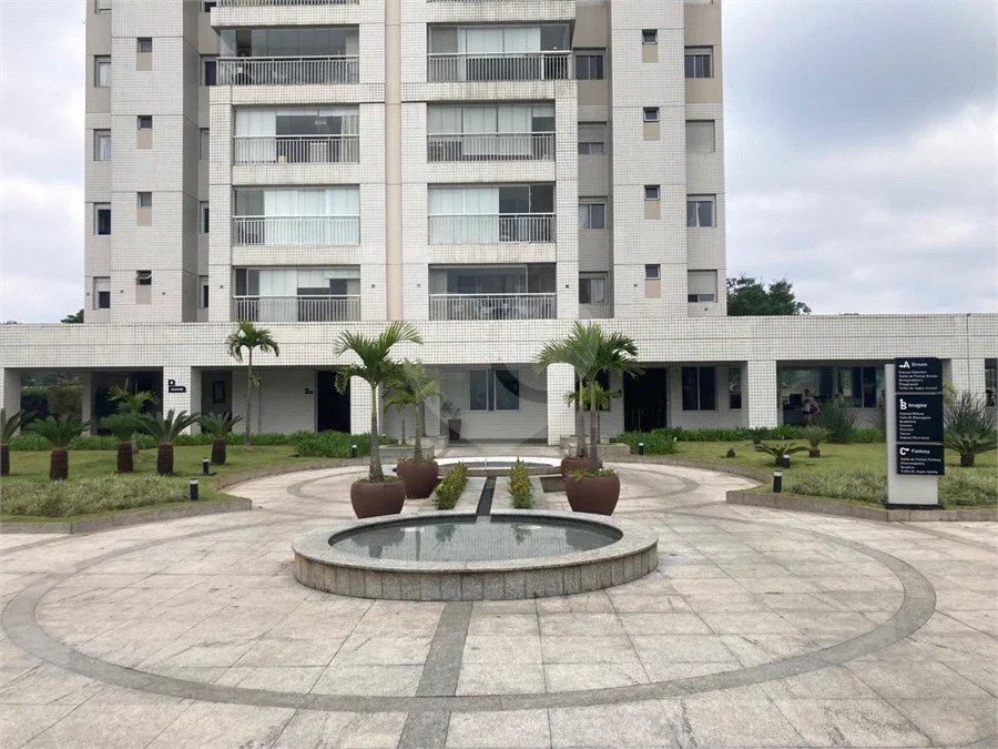 Apartamento para alugar com 4 quartos, sendo 2 suítes, em Jardim Marajoara, São Paulo, SP