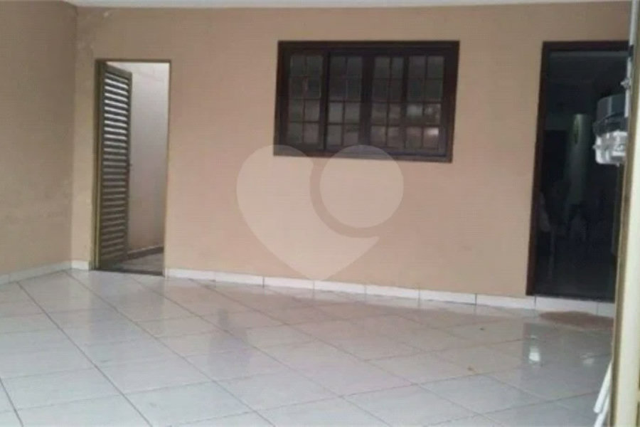 Execelente casaà venda no bairro Jardim São Luiz