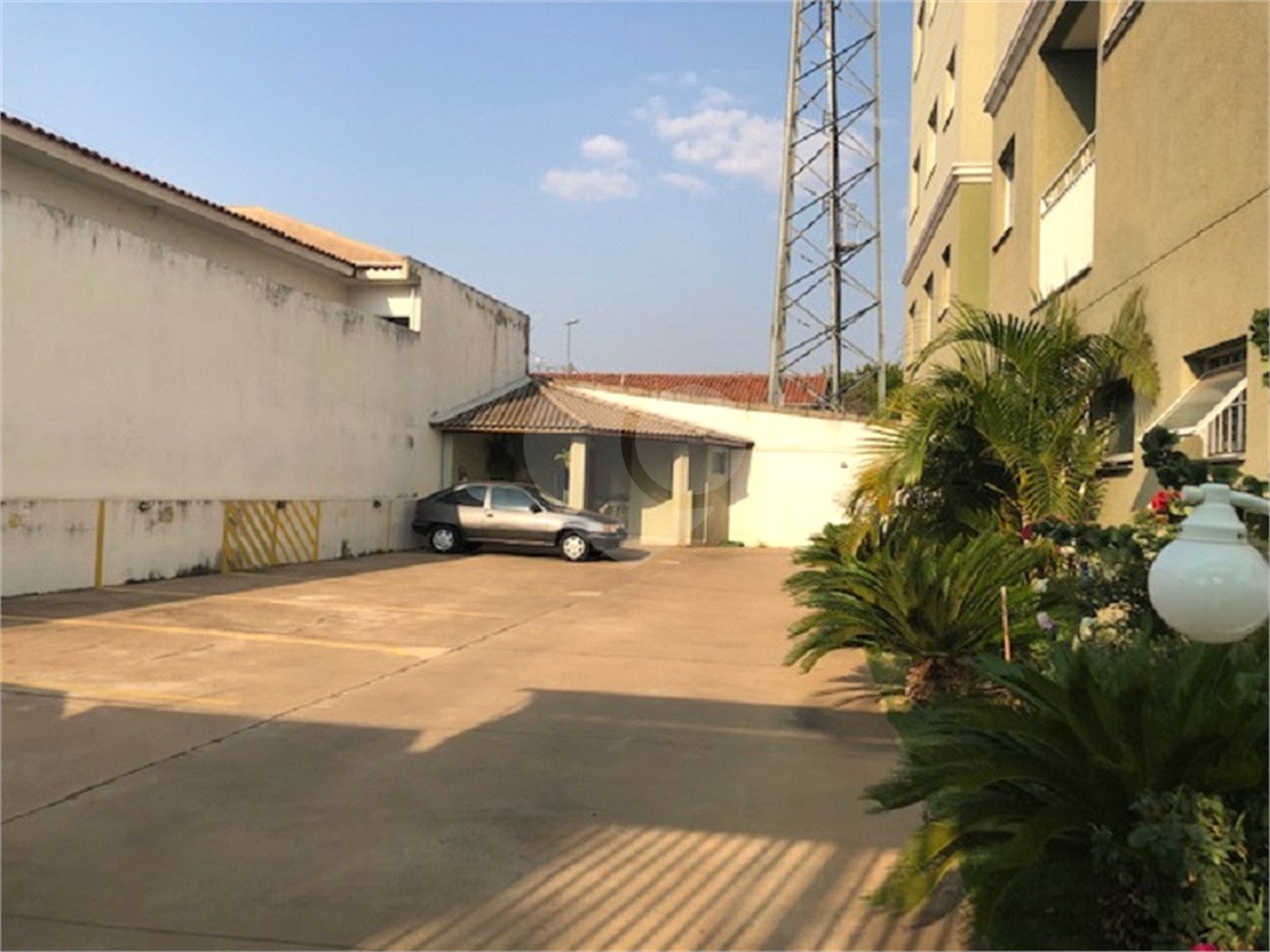 Apartamento de 2 dormitórios (1 suíte) próximo a Rodoviária