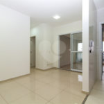 Apartamento com 02 dormitórios, sendo 1 suíte com 02 vagas de garagem