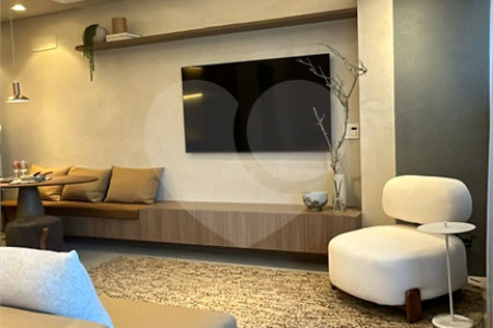 Studio de Alto Padrão no Cobiçado JK Square, Itaim Bibi | 42m², 1 Vaga