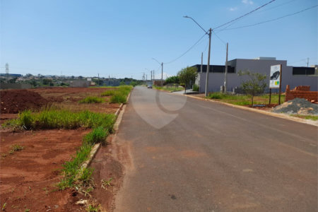 Terreno à Venda no Bairro Salto do Monjolinho/São Carlos/SP