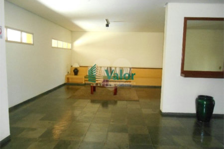 Apartamento com 3 dormitórios.