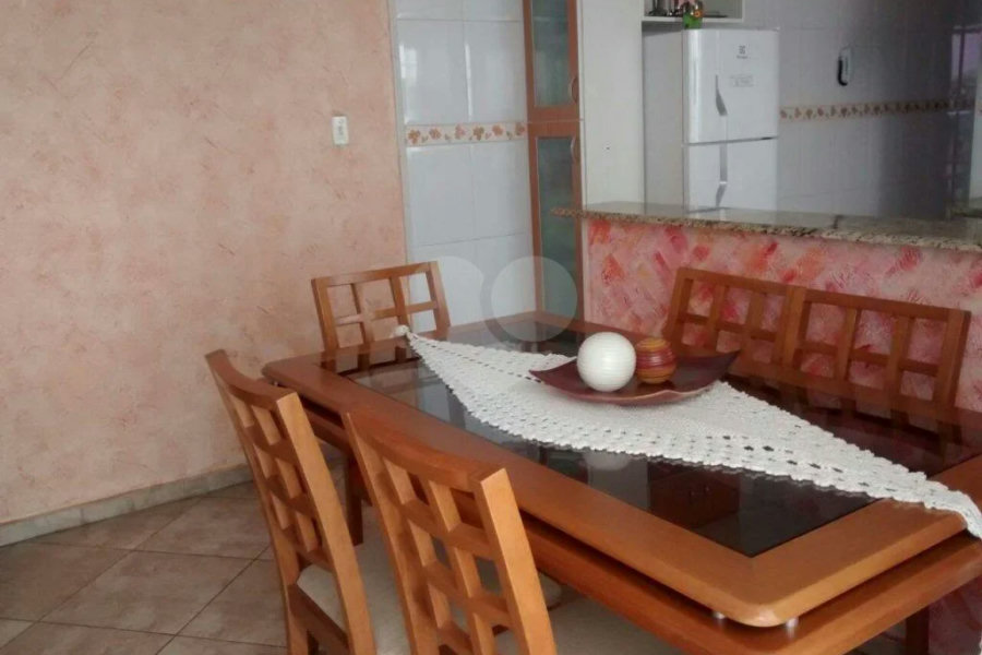 Casa térrea à venda na região do Imirim, 2 dormitórios, 2 vagas de garagem!