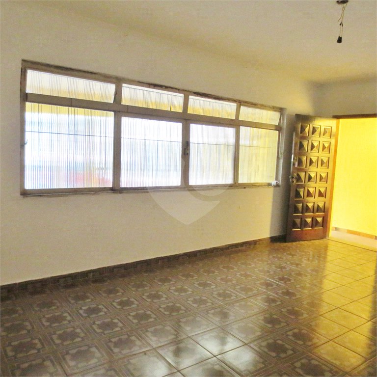 Sobrado Conservado na Saúde- 230m2 - 3 Quartos/1 Suíte/2 Vagas