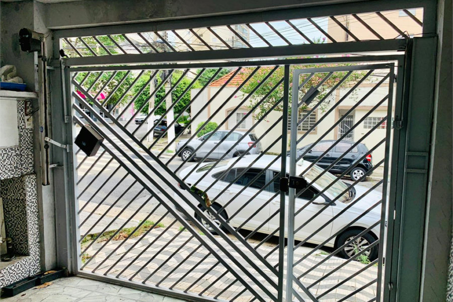 Sobrado de 150m2 com 4 dormitórios e 1 vaga à venda na Chácara Inglesa