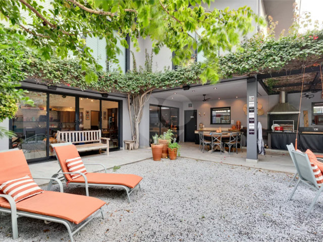 Casa à venda com 4 suítes em Granja Julieta, São Paulo, SP