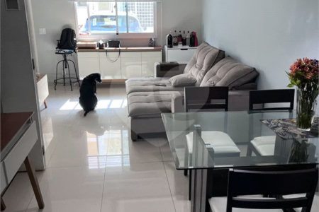 Casa à venda com 2 quartos, sendo 1 suíte, no condomínio Cond Villa D'este, São Paulo - SP