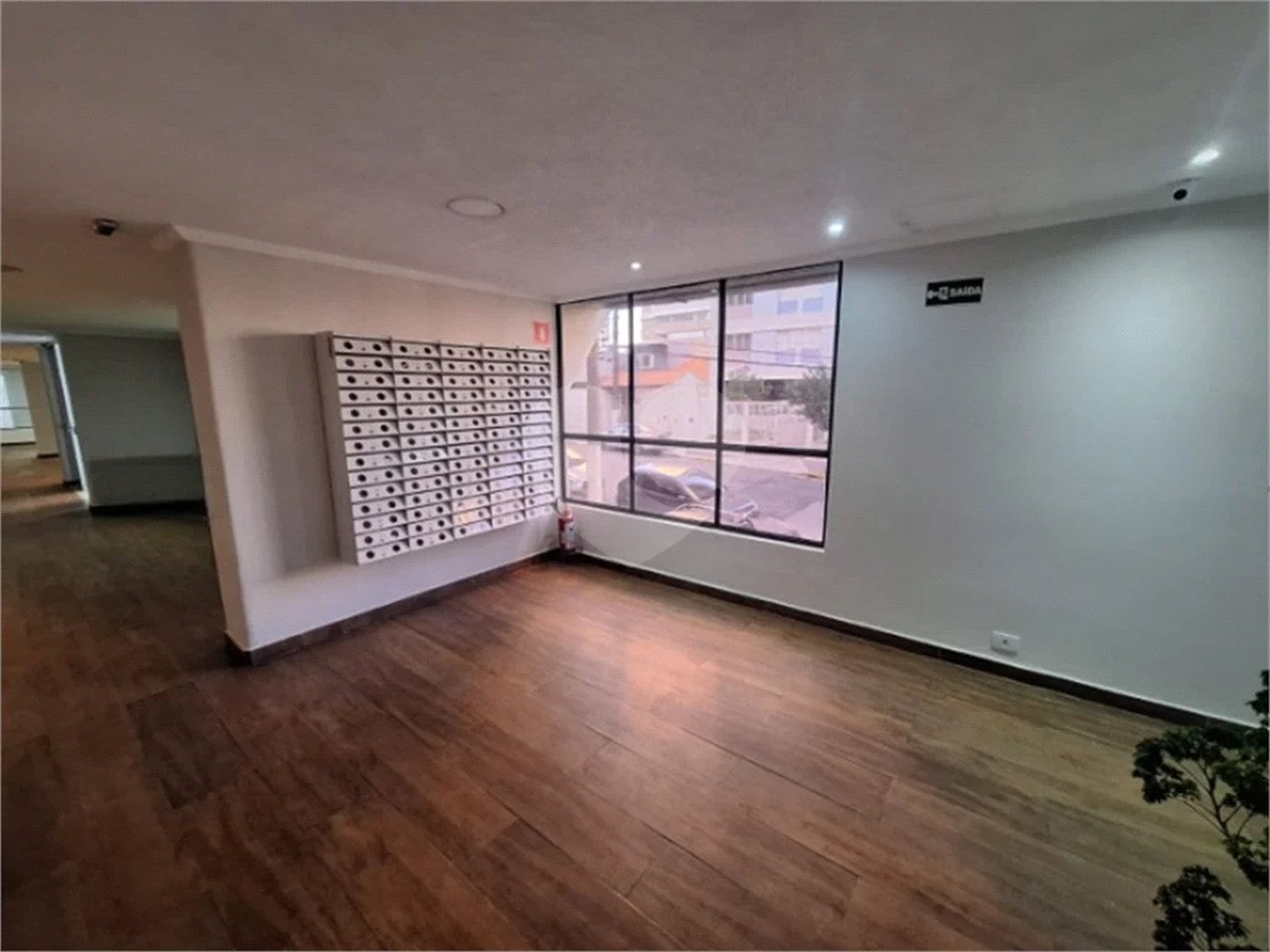 Apartamento totalmente mobiliado com 2 dormitórios, 1 vaga
