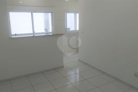 Apartamento à venda perto da USP com vaga coberta