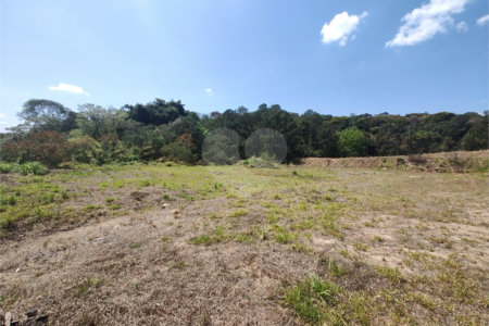 Área industrial e comercial em Atibaia com 15 mil metros, excelente localização com frente para rodovia Fernão Dias