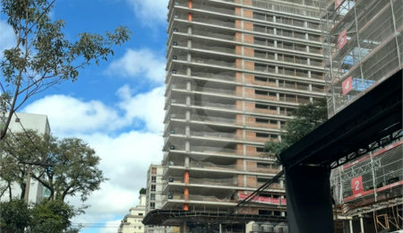 Apartamento à venda com 3 suítes em Cerqueira César, São Paulo, SP