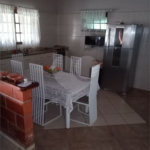 Chácara à venda. Ampla área de lazer. Aceita permuta com apartamento na praia