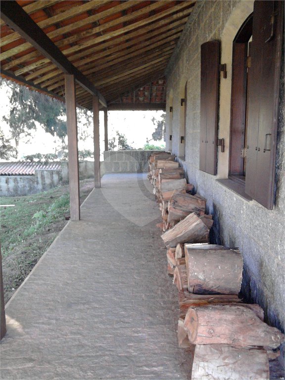 Casa à venda no Pico do Olho D'água em Mairiporã