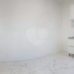 Apartamento com dois dormitórios na Bela Vista