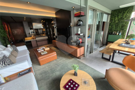 Apartamento à venda com 2 suítes em Itaim Bibi, São Paulo, SP