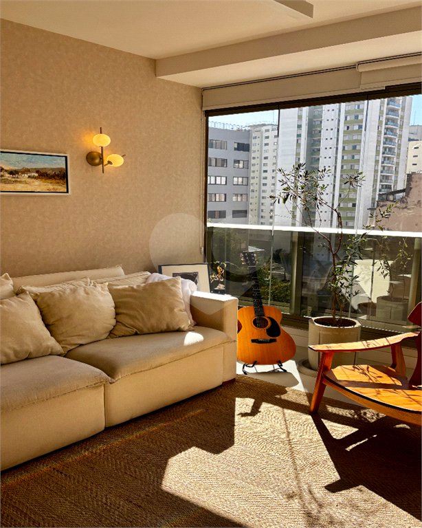 Apartamento novo na Vila Mariana com 38m², 1 vaga e próximo ao metrô.