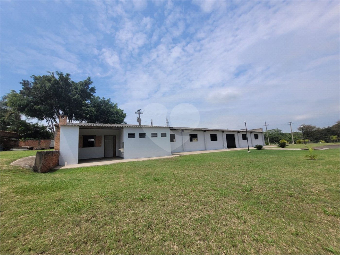 Sítio à Venda – 76.000m² com 5 casas de aluguel | Chácara Instância dos Reis – Monte Mor/SP