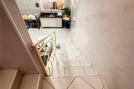 Ótima Casa à Venda – Avenida Salinas São José dos Campos