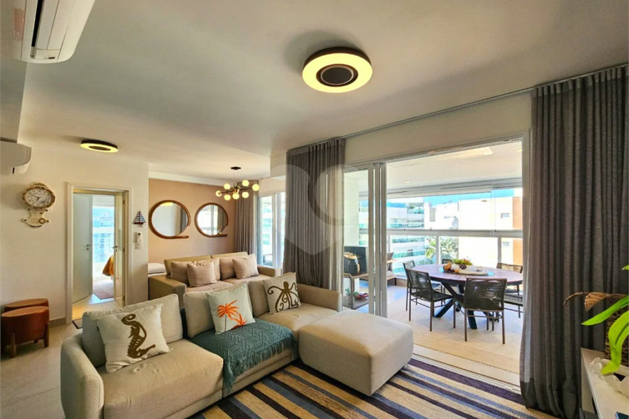 Apartamento à venda com 3 quartos, sendo 2 suítes, em Riviera de São Lourenço, Bertioga, SP