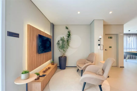 Apartamento com 1 dormitório próximo ao metrô Linha Verde.