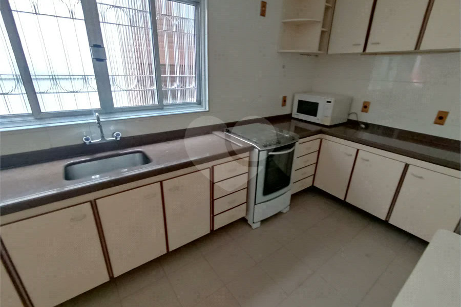 Sobrado à venda com 3 quartos, sendo 1 suíte,  em Vila Guilherme, São Paulo, SP