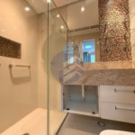Casa à venda com 2 quartos, sendo 2 suítes, no condomínio Vilas V, São Paulo - SP
