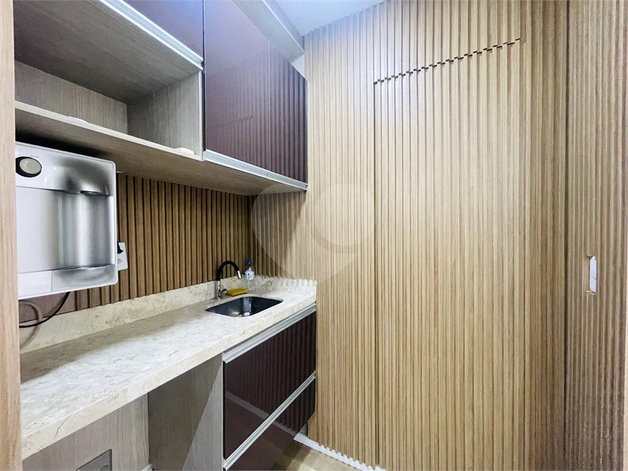 Consultório de 61 m² com 5 ambientes e Varanda no Domo Business!