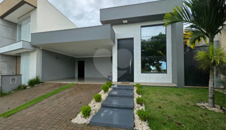 Casa à venda com 3 suítes no condomínio Village Damha IV, São Carlos - SP