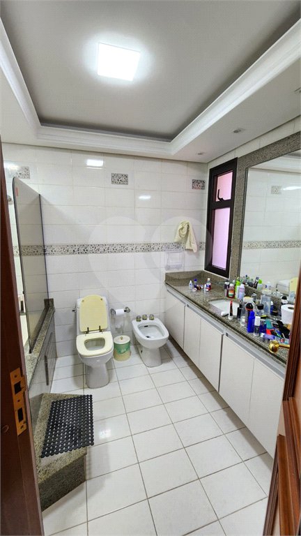 APTO 4 DORM (SUÍTES) E 5 GARAGENS NA SAÚDE