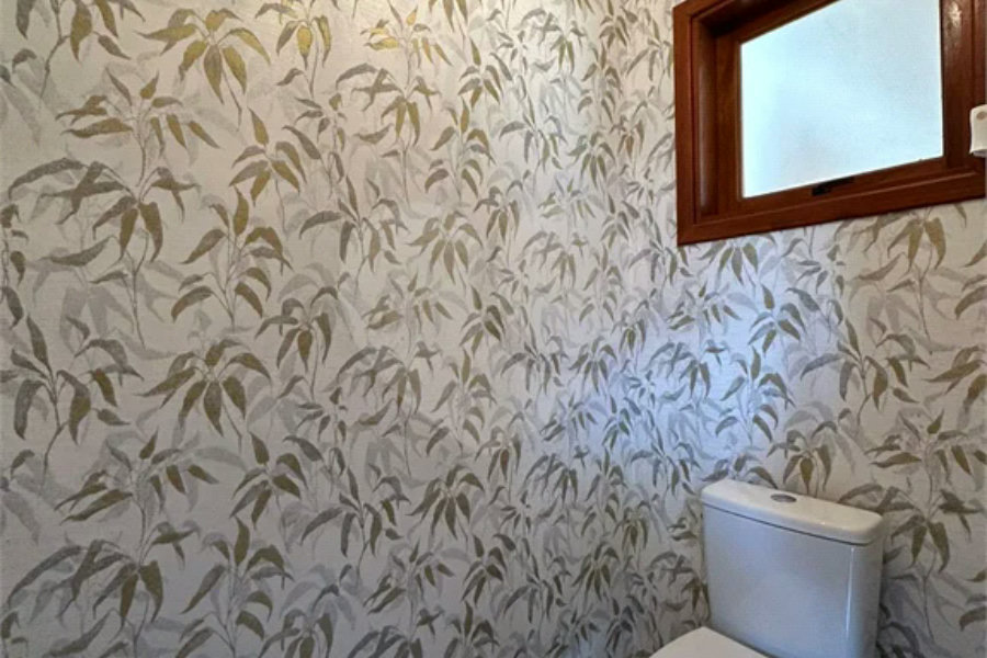 Casa à venda e locação no Condomínio Monte Alegre com 04 suítes.