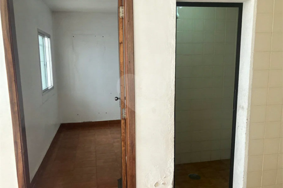 SOBRADO 3 QUARTOS 5 VAGAS DE GARAGEM PARADA INGLESA - ZN