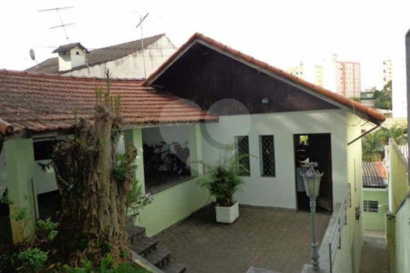 VILA SONIA/MORUMBI - Casa 3 quartos/1 suíte. sala ampla 3 vagas cobertas.