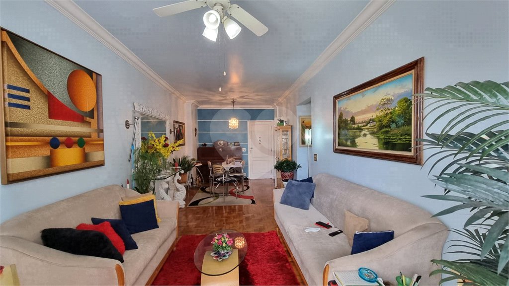 Apartamento à Venda na Bela Vista com 60m², Excelente Localização e Potencial de Reforma