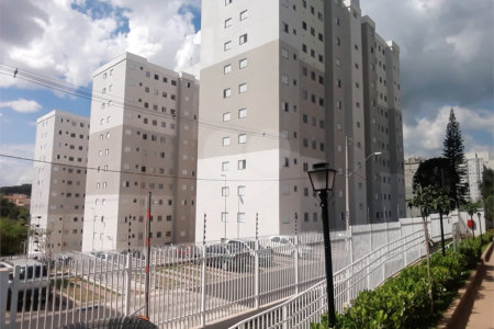 Apartamento no Condomínio Residencial Parque dos Manacás