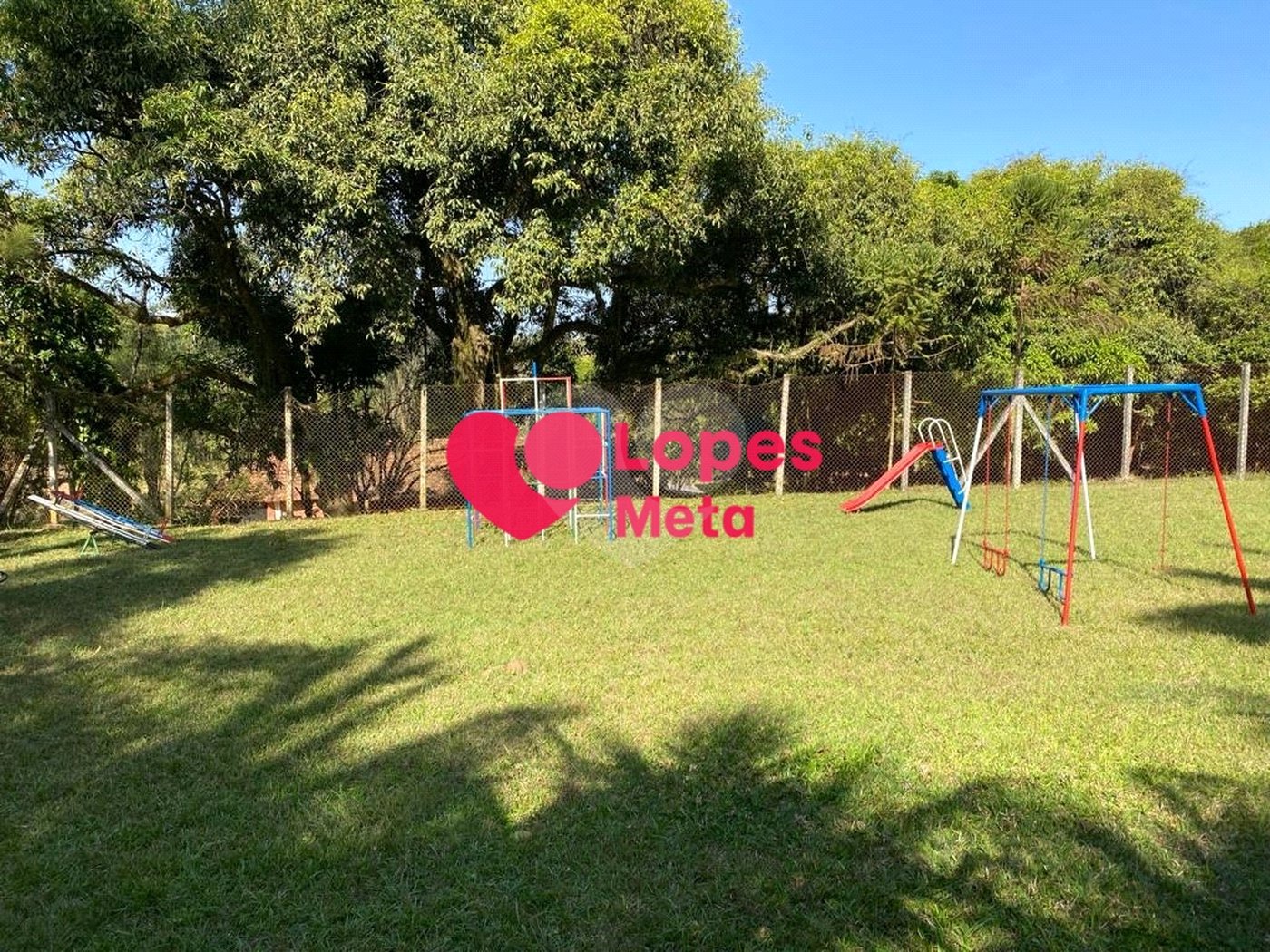 SITIO A VENDA, 33.000,OOM² COM 3 DORMITORIOS 1 SENDO SÚITE, 2 BANHEIROS, BAIRRO BOA VISTA, CAÇAPAVA
