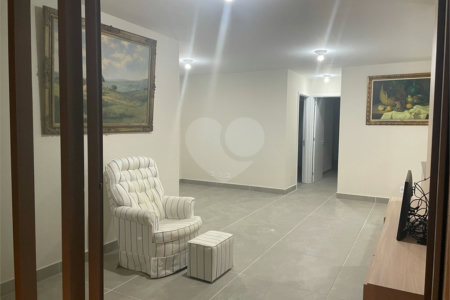 Apartamento à venda com 2 suítes em Vila Mariana, São Paulo, SP