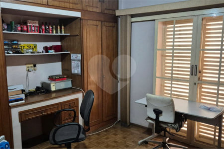 Casa Sobrado com varandas