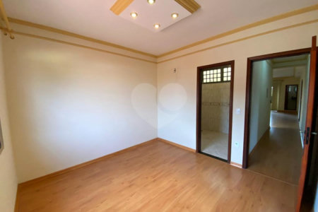 Casa no Jardim Hikare