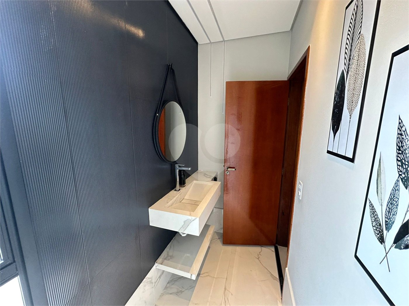 Apartamento Condomínio Montreal