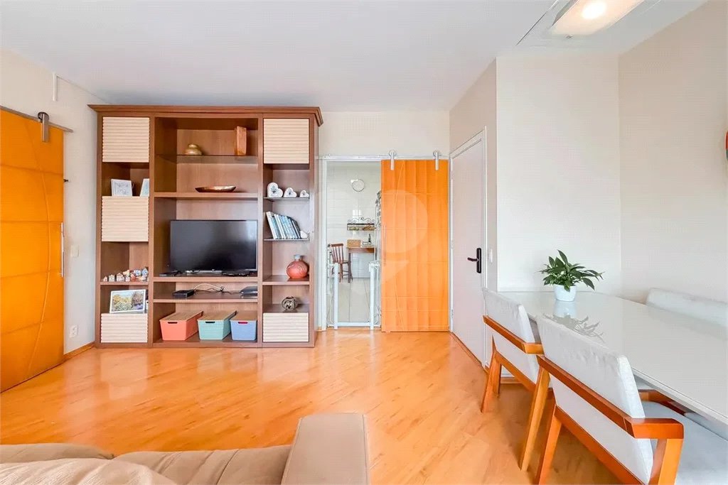 APARTAMENTO A VENDA NA VILA CLEMENTINO COM 3 QUARTOS